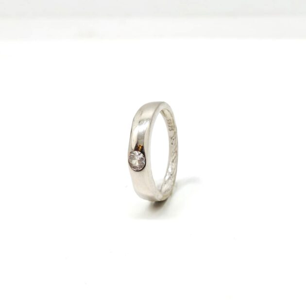 Velvet Shine Silver Ring