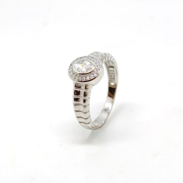 Whispering Line Silver Ring - Image 2