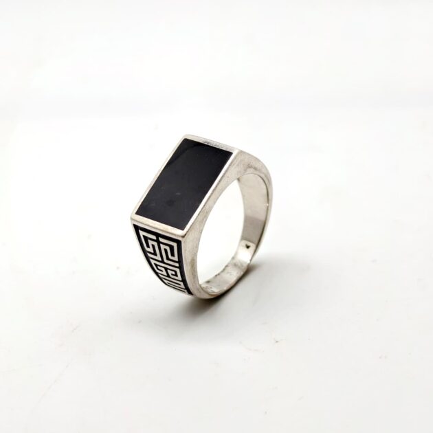 Royal Antique Silver Band - Image 2