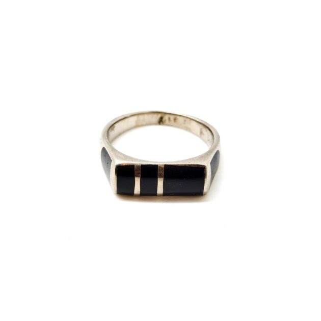 Rustic Bloom Sliver Ring - Image 3