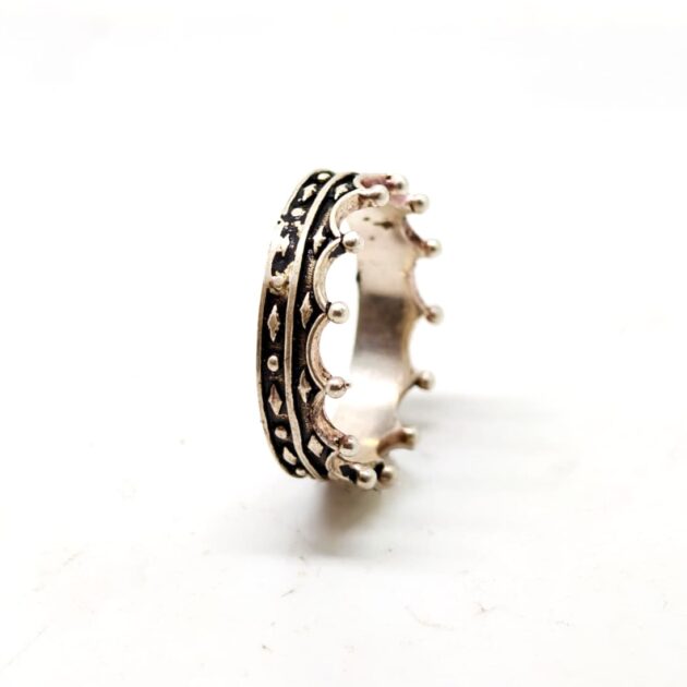Vintage Majesty Silver Ring