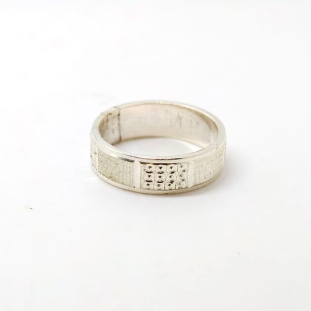 Serenity Band Silver Ring - Image 3