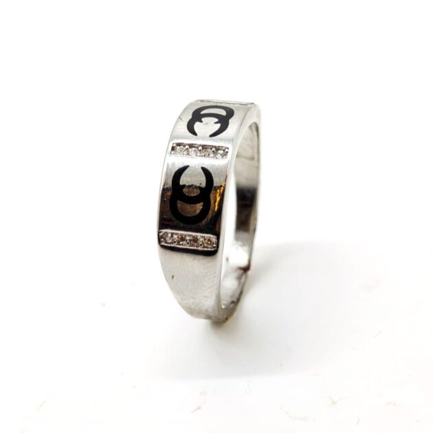 Whispering Line Silver Ring - Image 2