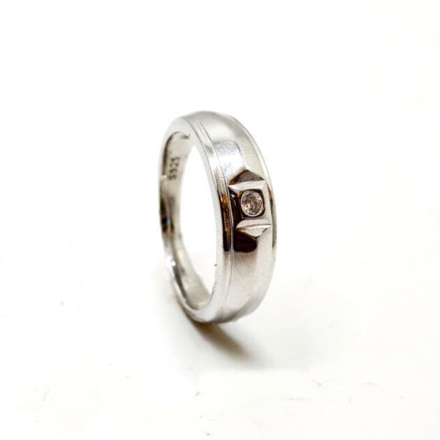 Pure Essence Silver Ring