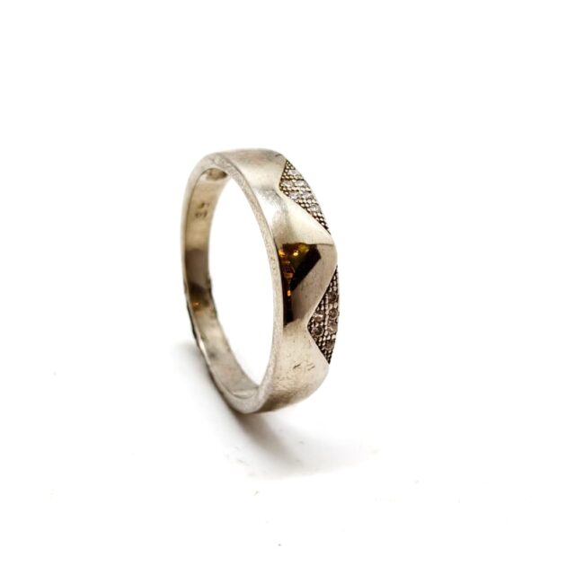 Crystal Tide Silver Ring - Image 2