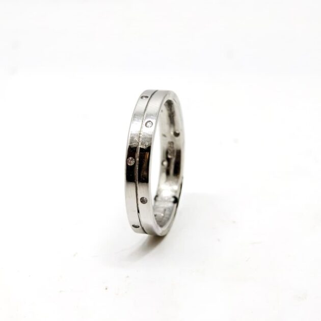 Eternal Circle Silver Ring - Image 2