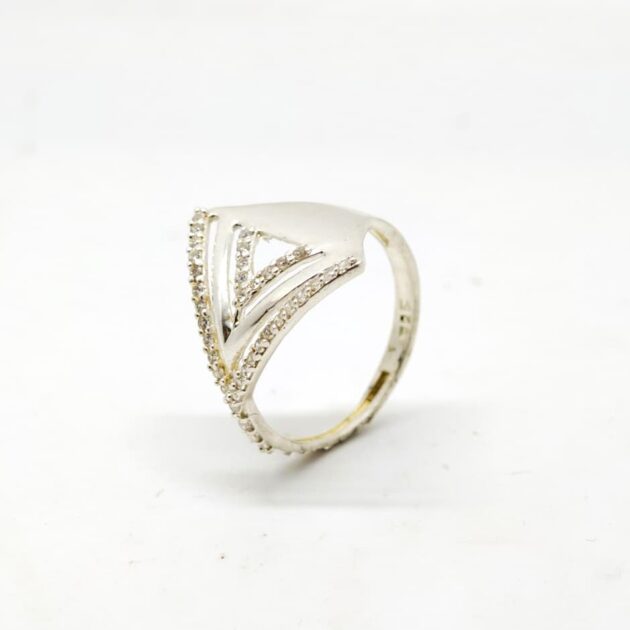 Dewdrop Diamond Silver Ring