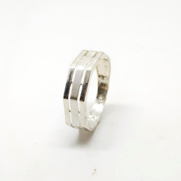 Luna Plain Silver Ring